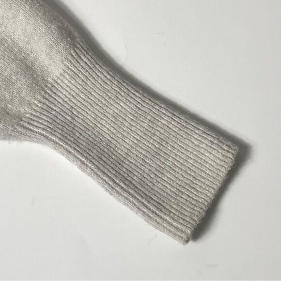 H&M Gray Wool Blend Pearl Button Super Soft Cardigan Sweater Women's Size XL - Picture 5 of 16